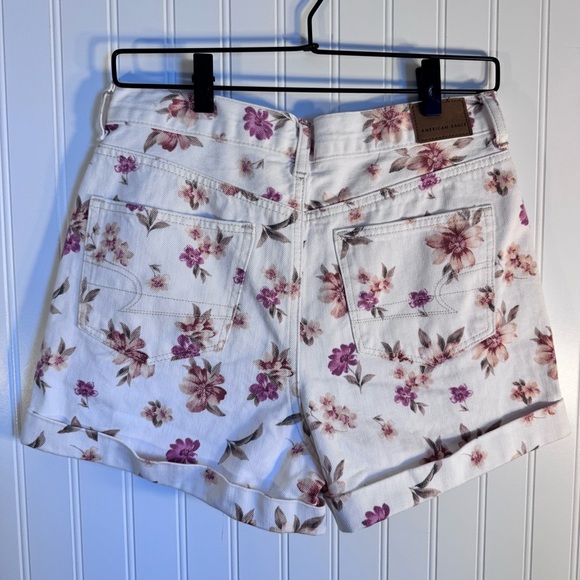 American Eagle White Floral Denim Mom Shorts Women’s Size 4 100% Cotton - Picture 9 of 16